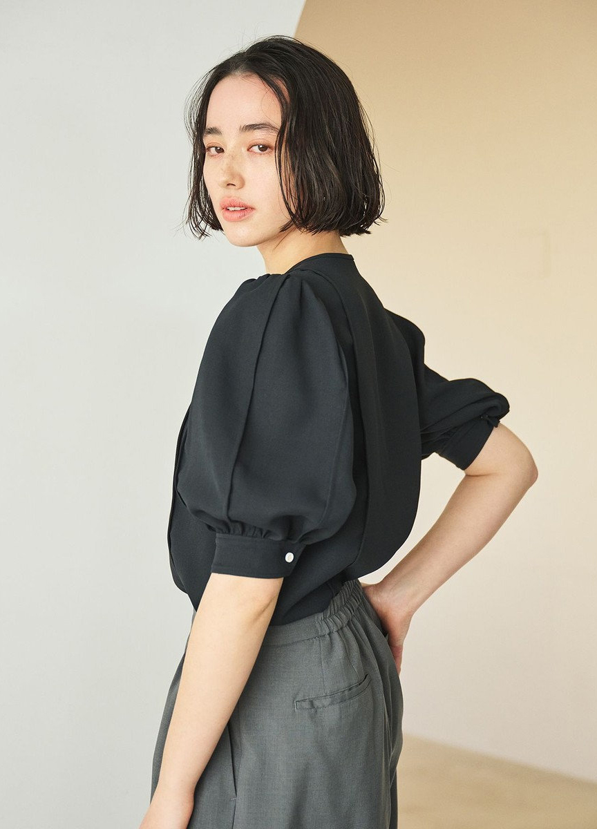 泡泡袖襯衫